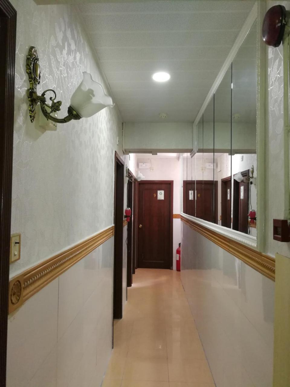 Lucky Comfort Inn Kowloon  Exterior foto